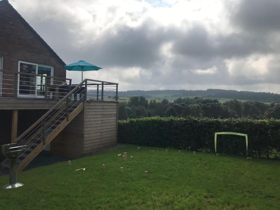 Huis Met Zonneterras, Tuin En Panoramisch Uitzicht 웰린 외부 사진